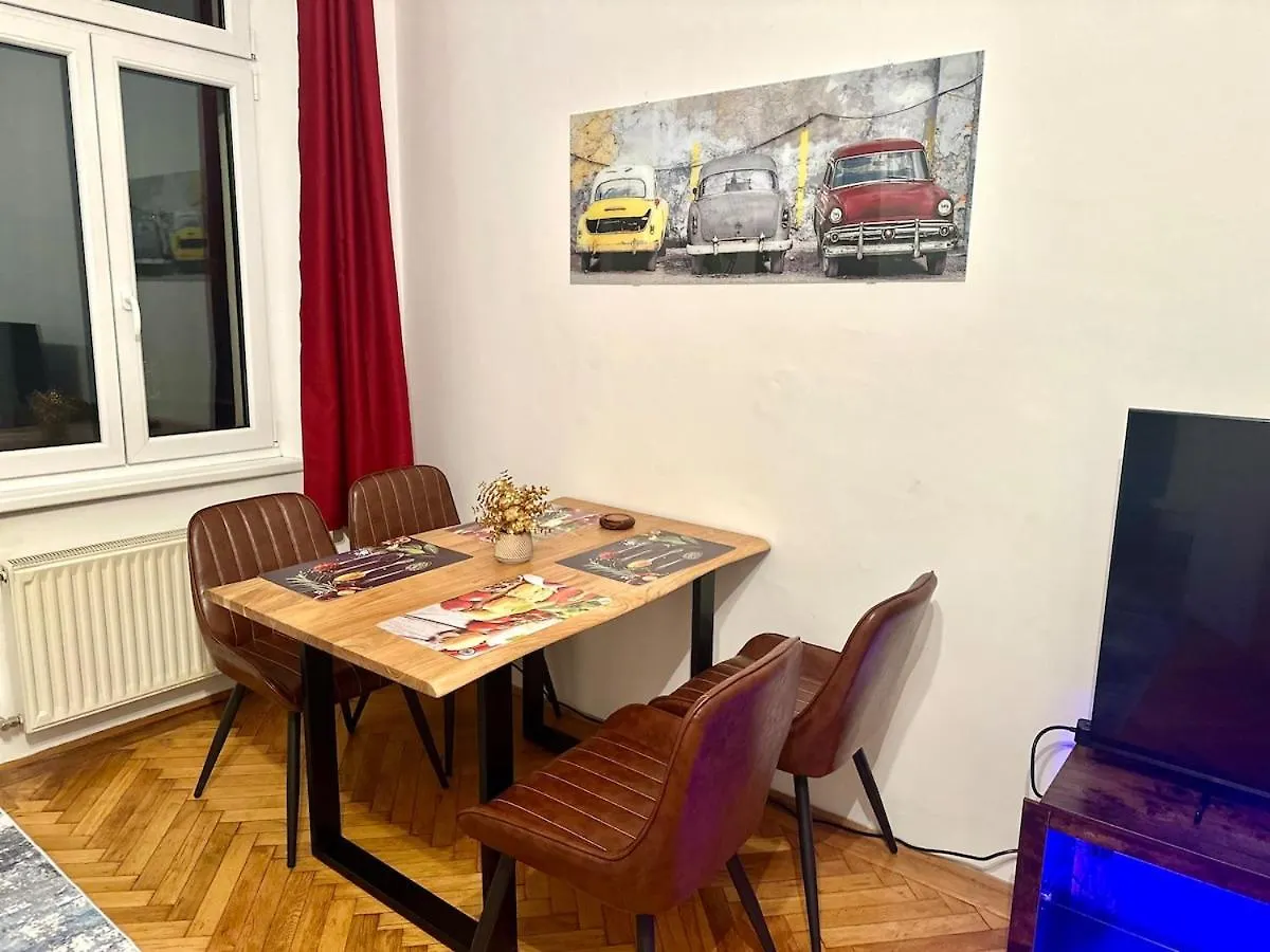 Zentral Gelegene Altbauwohnung Vienna Apartment
