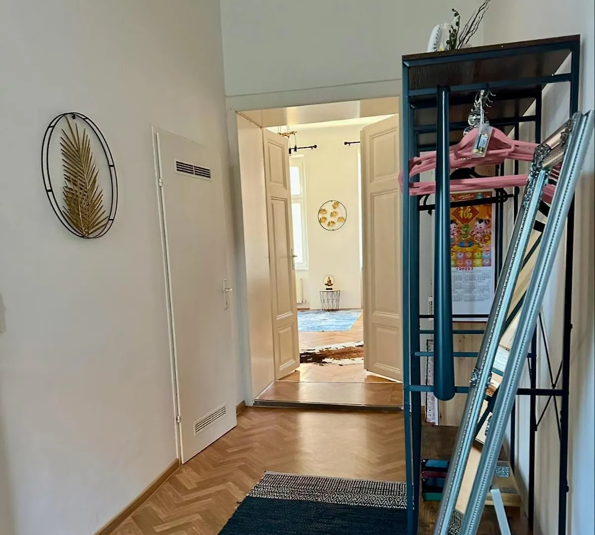 Apartment Zentral Gelegene Altbauwohnung Vienna Austria